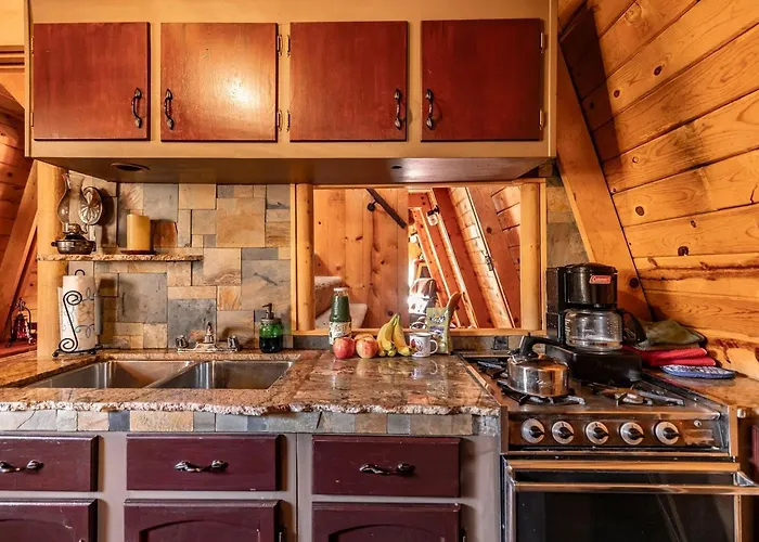 Cozy Rustic In The National Forest Near Lynx In Prescott, Arizona